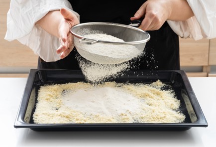 Фото шага рецепта Печенье польворонес 151894 шаг 1  