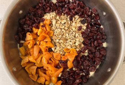 Фото шага рецепта Печенье с курагой сушеной вишней и грецкими орехами 175473 шаг 8  