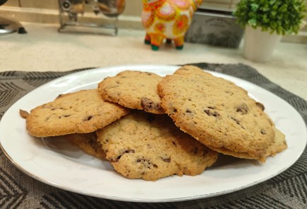 Фото шага рецепта Печенье с кусочками шоколада 188377 шаг 12