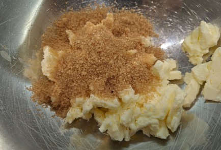 Фото шага рецепта Печенье с кусочками шоколада 188377 шаг 4