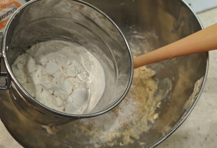 Фото шага рецепта Печенье с кусочками шоколада 188377 шаг 9