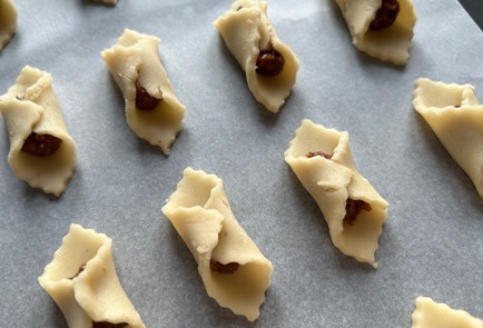 Фото шага рецепта Печенье с повидлом 174261 шаг 12  