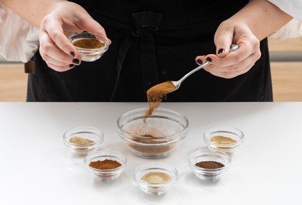 Фото шага рецепта Печенье спекулос 151897 шаг 1  