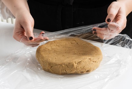 Фото шага рецепта Печенье спекулос 151897 шаг 6  