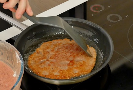 Фото шага рецепта Печеночный торт с морковью и луком 34150 шаг 6  