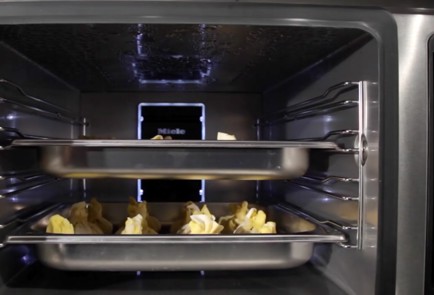 Фото шага рецепта Пельмени из яичного теста с имбирной бараниной 17877 шаг 4