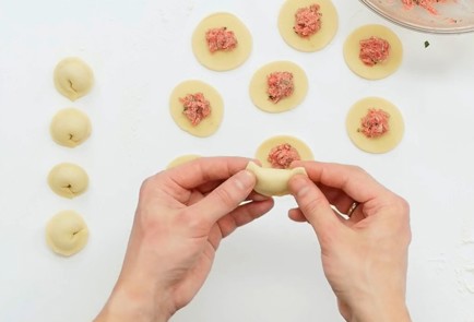 Фото шага рецепта Пельмени с говядиной 29886 шаг 8  