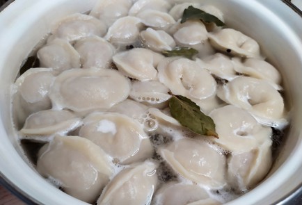 Фото шага рецепта Пельмени с говядиной 188576 шаг 11  