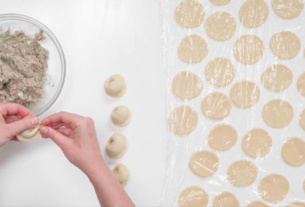 Фото шага рецепта Пельмени с индейкой 175266 шаг 11  