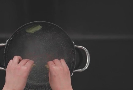 Фото шага рецепта Пельмени с индейкой 175266 шаг 12  