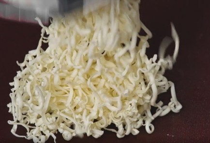 Фото шага рецепта Пельмени с индейкой 175266 шаг 6  