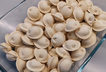 Фото шага рецепта Пельмени в духовке 173411 шаг 4  