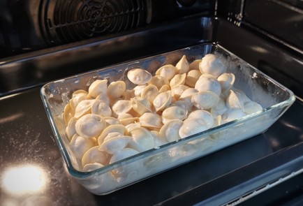 Фото шага рецепта Пельмени в духовке 173411 шаг 8  