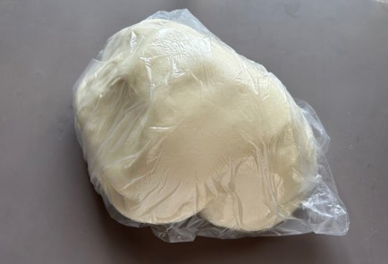 Фото шага рецепта Пельменное тесто 174524 шаг 10  