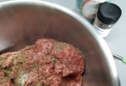 Фото шага рецепта Перцы с фаршем 190482 шаг 3  