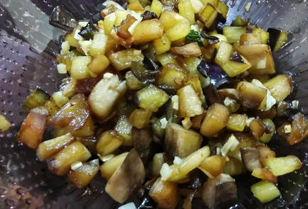 Фото шага рецепта Перец фаршированный грибами и баклажаном 173961 шаг 7  