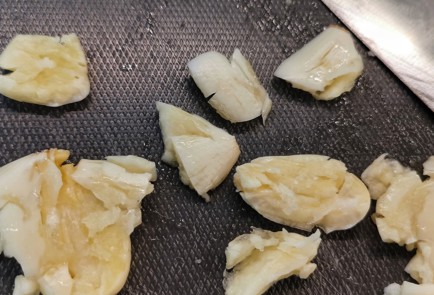 Фото шага рецепта Перепелиные ножки пофранцузски 174448 шаг 4  