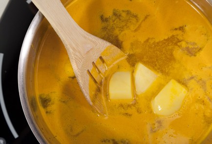 Фото шага рецепта Перепелки конфи c картофельным пюре и глазированной морковью 58543 шаг 2  