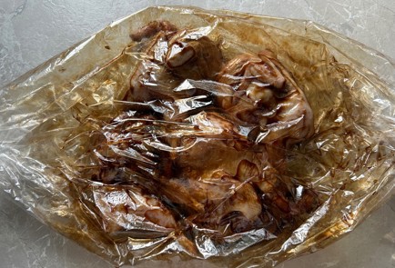 Фото шага рецепта Перепелки в медовом соусе 190019 шаг 9  