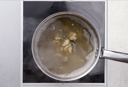 Фото шага рецепта Перлотто с рапанами 50800 шаг 1  