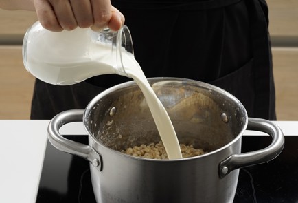 Фото шага рецепта Перловая каша с куриными сердечками 152828 шаг 3  