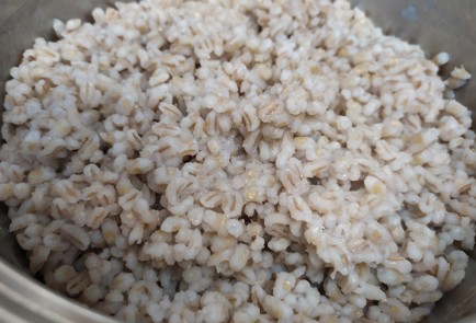 Фото шага рецепта Перловка с грибами и морковью 189393 шаг 3  