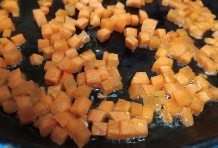 Фото шага рецепта Перловка с грибами и морковью 189393 шаг 5  