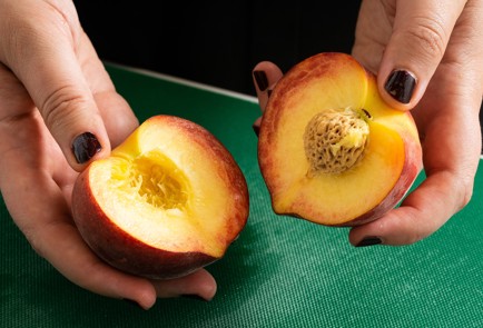 Фото шага рецепта Персик Мельба 151101 шаг 3