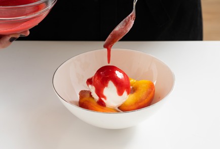 Фото шага рецепта Персик Мельба 151101 шаг 8