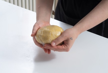 Фото шага рецепта Песочное кольцо с миндалем 152476 шаг 4  