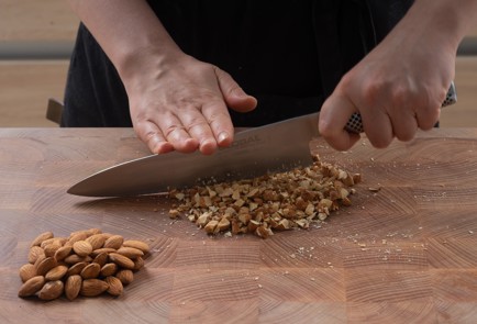 Фото шага рецепта Песочное кольцо с миндалем 152476 шаг 7  