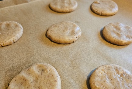 Фото шага рецепта Песочное печенье 190649 шаг 9  