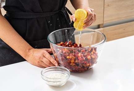 Фото шага рецепта Песочные пирожные со сливой 187036 шаг 6  