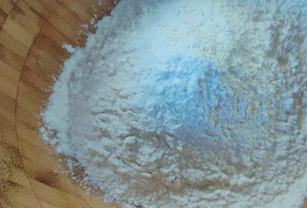 Фото шага рецепта Песочный пирог с ягодами 189892 шаг 6  