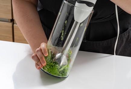 Фото шага рецепта Песто из черемши 176193 шаг 8  