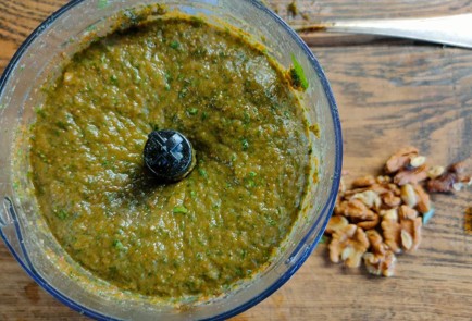 Фото шага рецепта Песто из инжира 174503 шаг 12  