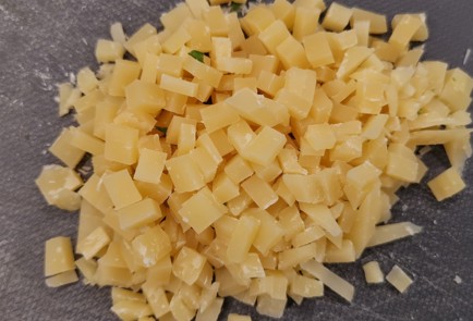 Фото шага рецепта Песто из микрозелени гороха 173531 шаг 3