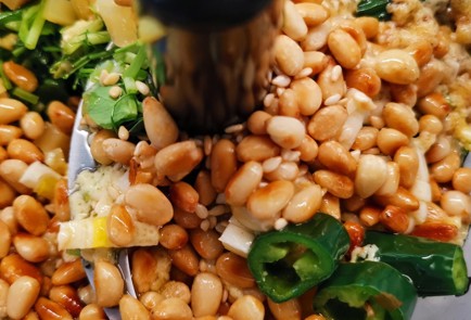 Фото шага рецепта Песто из микрозелени гороха 173531 шаг 8