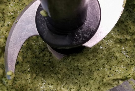 Фото шага рецепта Песто из микса микрозелени 173532 шаг 10  