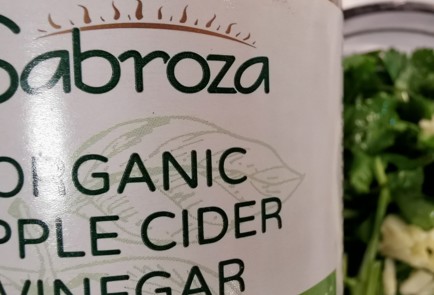 Фото шага рецепта Песто из укропа и кинзы 174008 шаг 7  