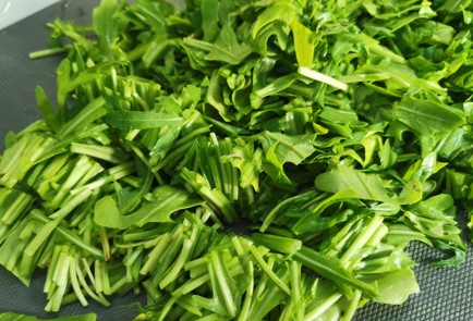 Фото шага рецепта Песто 189485 шаг 5  