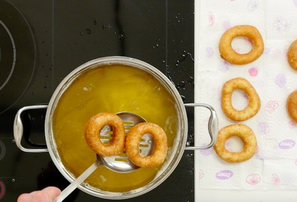 Фото шага рецепта Петербургские пышки 91857 шаг 9  