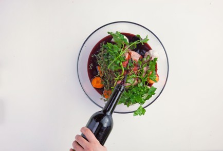 Фото шага рецепта Петух в красном вине 57031 шаг 1  