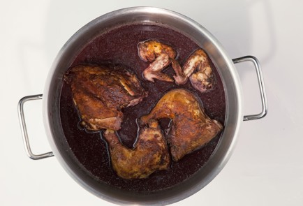 Фото шага рецепта Петух в красном вине 57031 шаг 4  