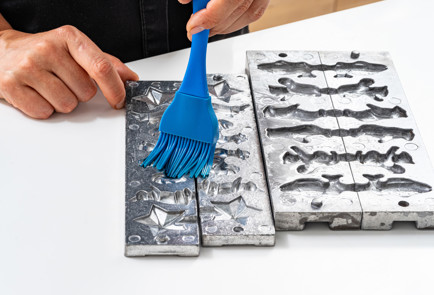 Фото шага рецепта Петушок на палочке 189922 шаг 2  