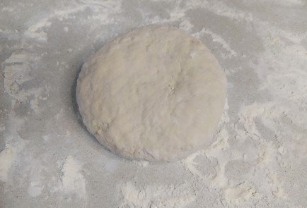 Фото шага рецепта Пицца 4 сыра 191056 шаг 6  