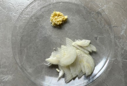 Фото шага рецепта Пицца кальцоне 186532 шаг 7  