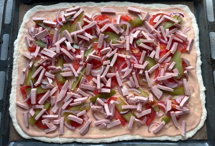 Фото шага рецепта Пицца подомашнему 190018 шаг 9  