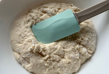 Фото шага рецепта Пицца с сосисками 174266 шаг 4