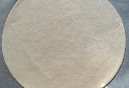 Фото шага рецепта Пицца с сосисками 174266 шаг 9